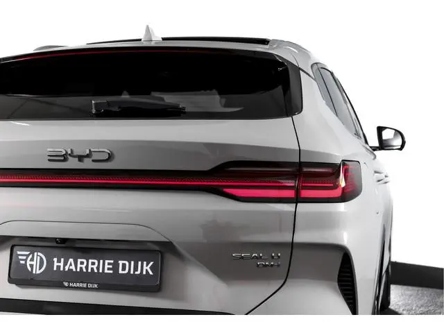 BYD SEAL U