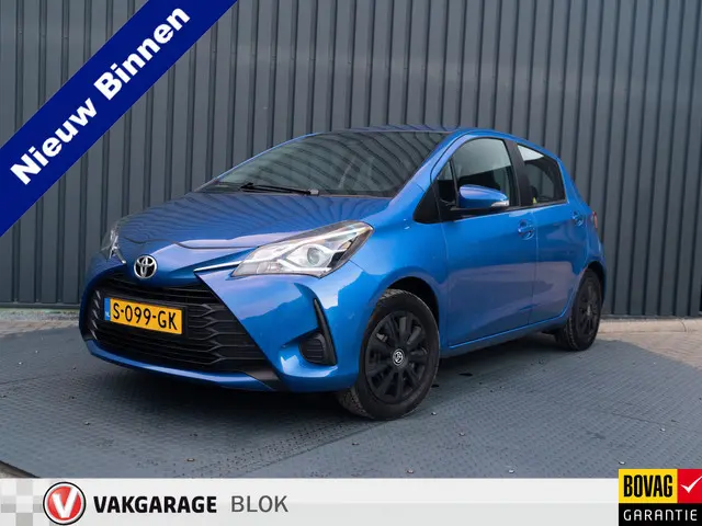 Toyota Yaris 1.0 VVT-i Active | Camera | Stoelverwarming | Prijs Rijklaar!!