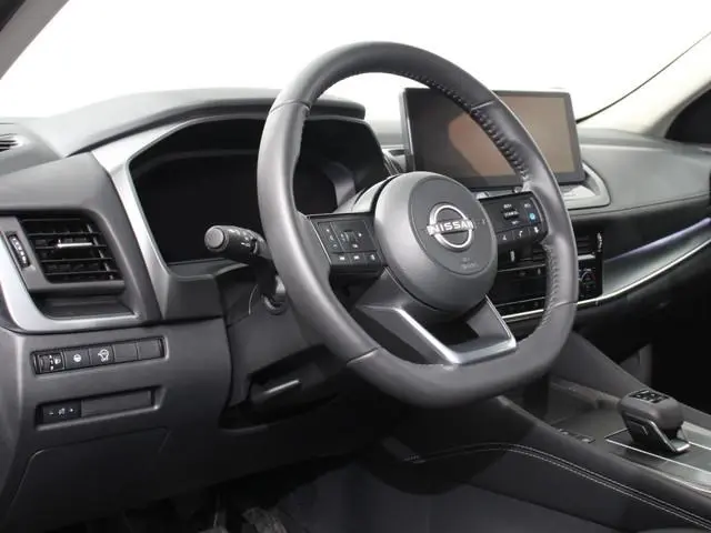 Nissan Qashqai 1.3 MHEV Automaat N-Connecta Navigatie Apple CarPlay Android Auto 360 Camera Parkeerh...
