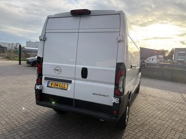 Opel Movano