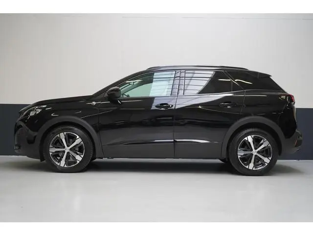 Peugeot 3008 1.2 PureTech Crossway | Panoramadak | Trekhaak | Navigatie | Camera | All-seasonbanden