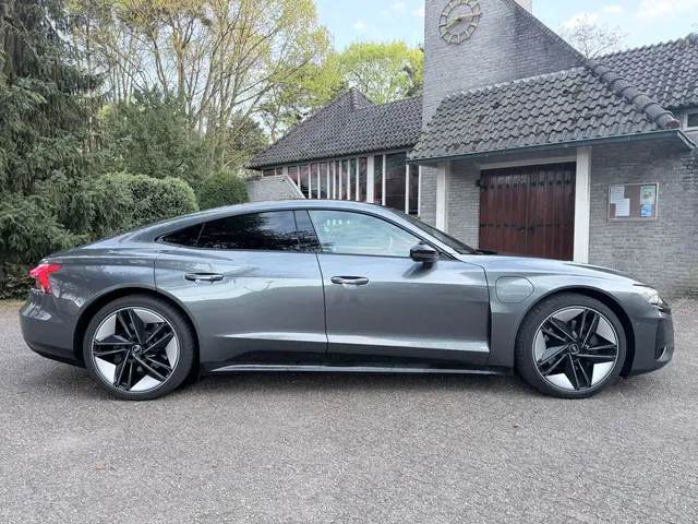 Audi e-tron GT