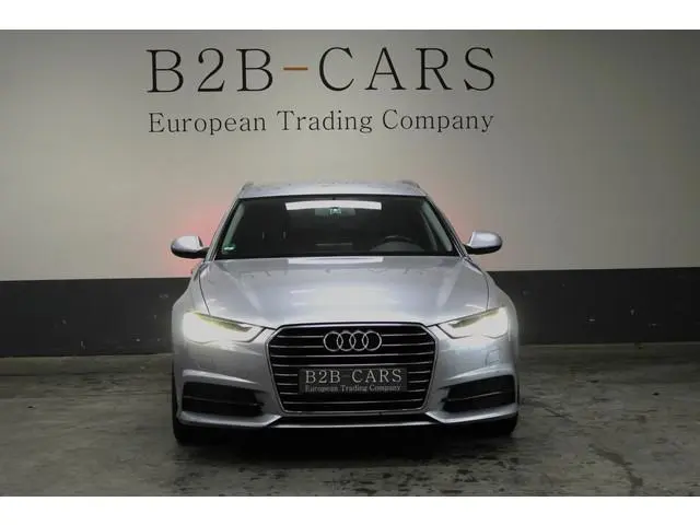 Audi A6 Avant 1.8 TFSI ultra Advance LED - Navigatie - Trekhaak