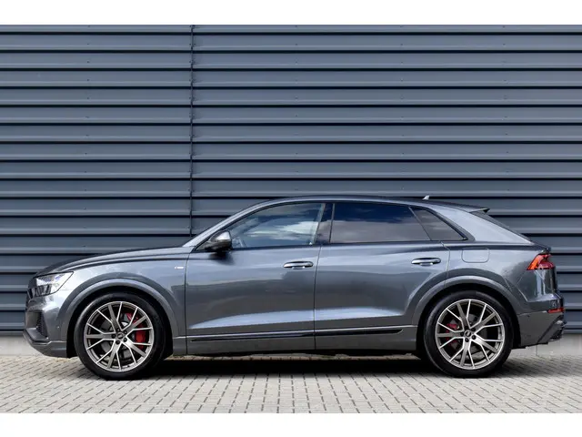 Audi Q8 55 TFSI e Quattro Pro Line S | ACC | RS-Seats | Head-Up | B&O | Softclose | 22'' Wielen | St...