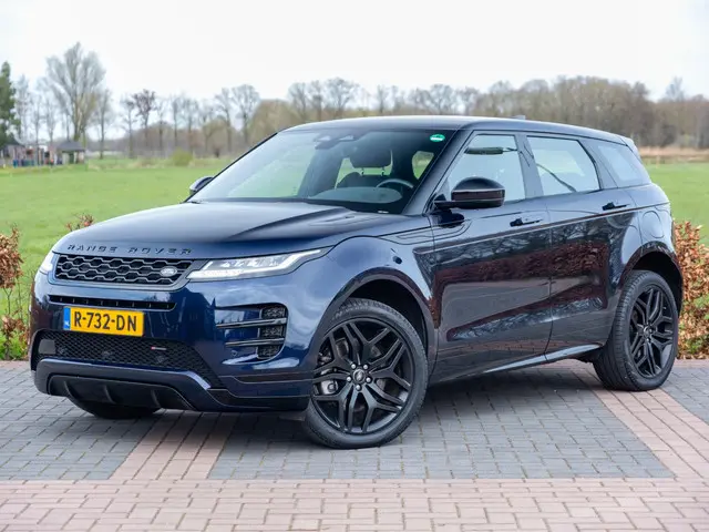 Land Rover Range Rover Evoque 1.5 P300e AWD R-Dynamic SE | Panodak | Adap Cruise | Stuurverw | Black...