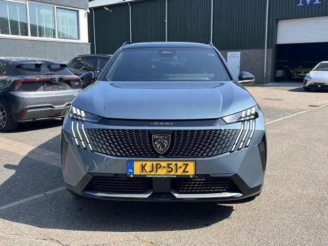 Peugeot e-5008 GT 73 kWh 7p VAN: 45.900,- VOOR: 41.440,- UW WKVOORDEEL: ,- | SOH 94%|RIJKLAAR ONDERH...