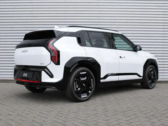 Kia EV3 GT-Line Business Edition 81.4 kWh | Nieuw | Direct leverbaar | Actieradius tot 563 km (WLTP)...
