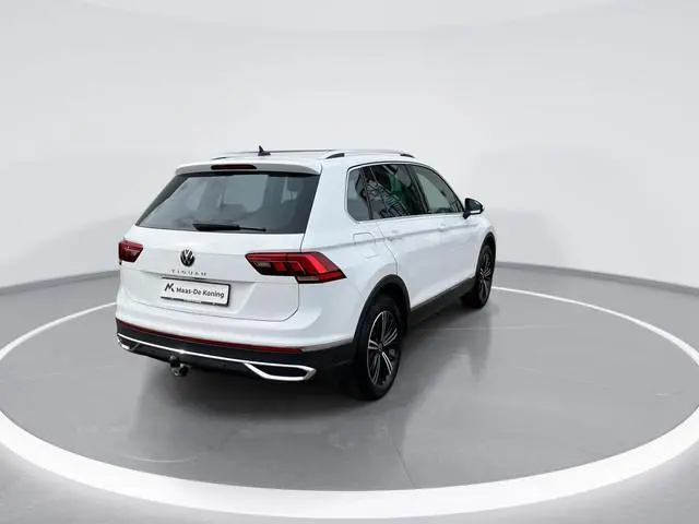 Volkswagen Tiguan 1.5TSI/150PK Life Business DSG · Navigatie · Apple/Android Car Play ·  Trekhaak ·...