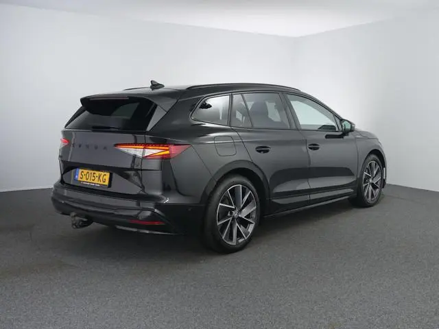 Skoda Enyaq iV 80 Sportline | SOH 93.3% | Zwenkhaak | Winterpakket | ACC | Camera |