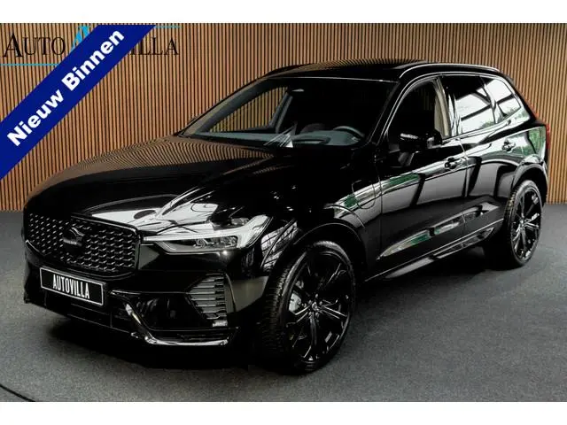 Volvo XC60 2.0 T6 Plug-in hybrid AWD HUD Panodak Leder Navi Camera Elektr. bedienbare achterklep Sfe...