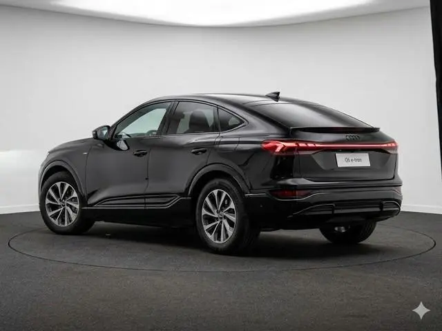 Audi Q6 Sportback e-tron Advanced edition 83Kwh 252 pk Sportback | Techniek pakket plus | Sportstoel...
