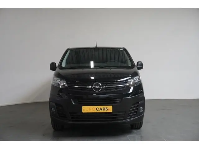 Opel Vivaro 2.0 CDTI 145 pk L2H1 Edition 3-zits Airco Navigatie Bluetooth Cruise Control Trekhaak