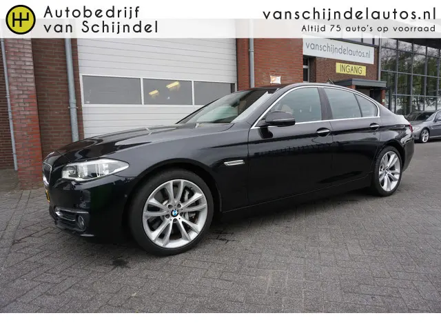 BMW 5-serie 550XI  8 CILINDER 449PK HIGH EXECUTIVE ORIGINEEL NEDERLANDS NIEUWPRIJS €140.558! CAMERA...