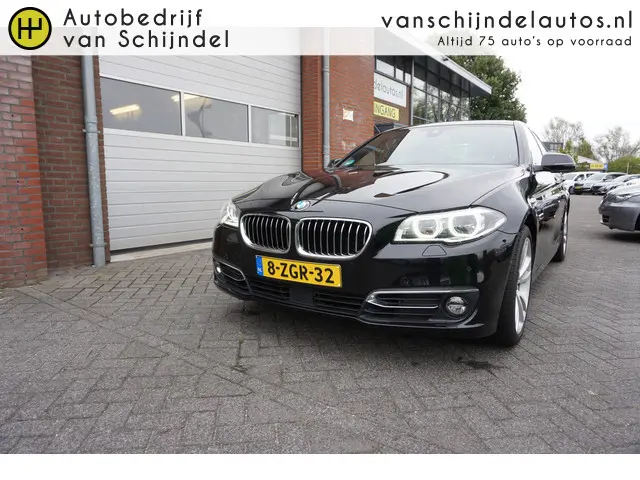 BMW 5-serie 550XI  8 CILINDER 449PK HIGH EXECUTIVE ORIGINEEL NEDERLANDS NIEUWPRIJS €140.558! CAMERA...