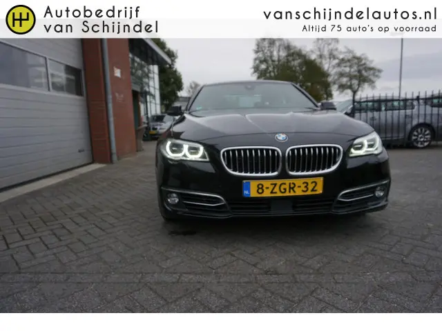BMW 5-serie 550XI  8 CILINDER 449PK HIGH EXECUTIVE ORIGINEEL NEDERLANDS NIEUWPRIJS €140.558! CAMERA...