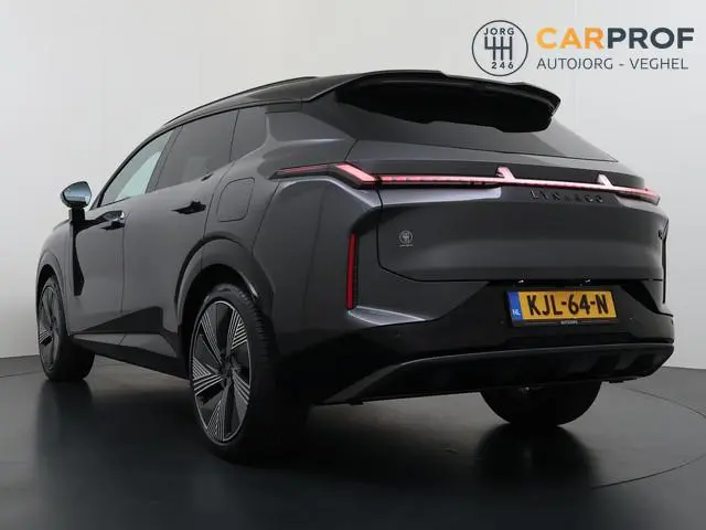 Lynk & Co 08 1.5 More Pano | PHEV | Direct beschikbaar |  360 camera | Navigatie | Harman Kardon |