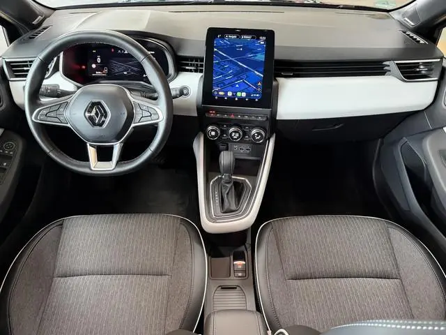 Renault Clio 1.0 TCe 92pk Aut | Intens | Groot Navi | Bose | 17" | Dode hoek | 360 | Stoel & Stuur v...