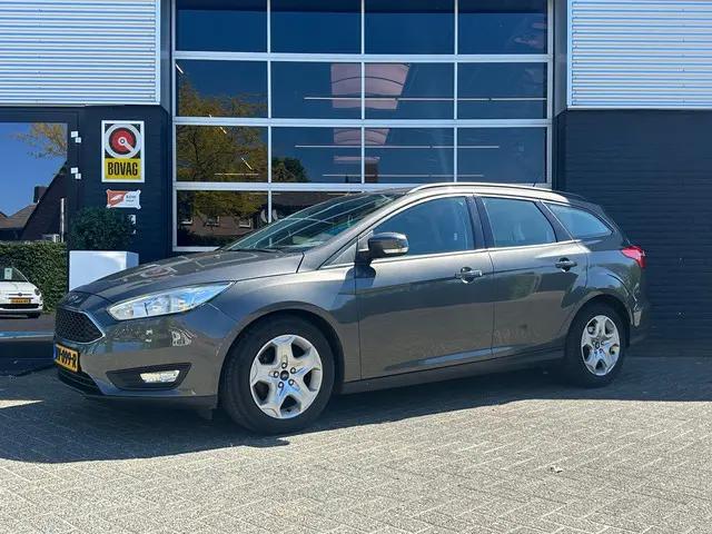 Ford Focus Wagon 1.0 Trend, Airco, Bluetooth, Radio, APK