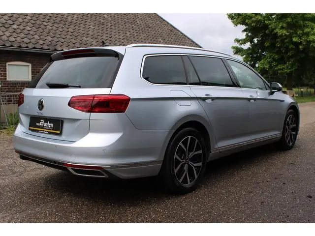 Volkswagen Passat Variant 1.4 TSI PHEV GTE SOh 94,4% LEER PANO IQ LIGHT TREKHAAK 51000KM!!!