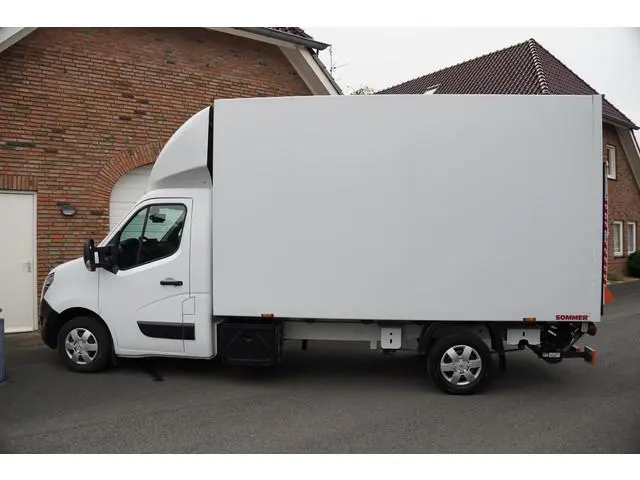 Nissan Interstar