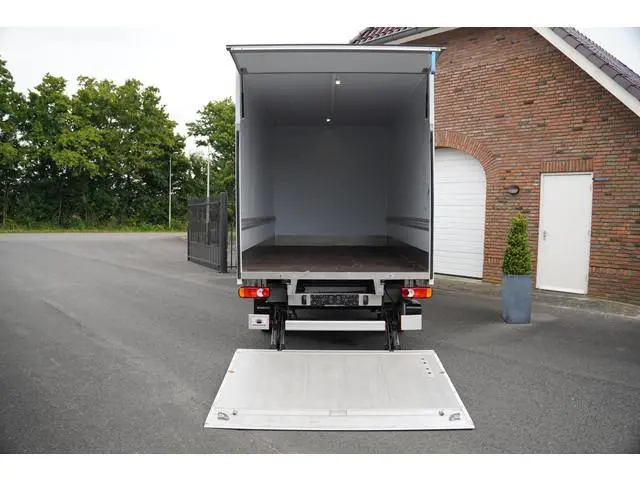 Nissan Interstar