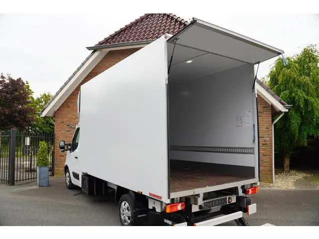 Nissan Interstar