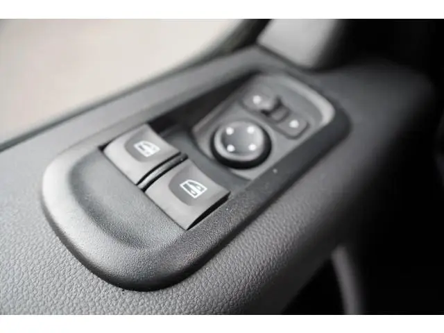 Nissan Interstar