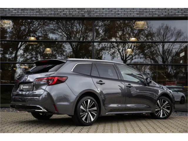 Toyota Corolla Touring Sports