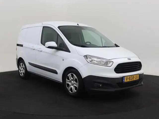 Ford Transit Courier