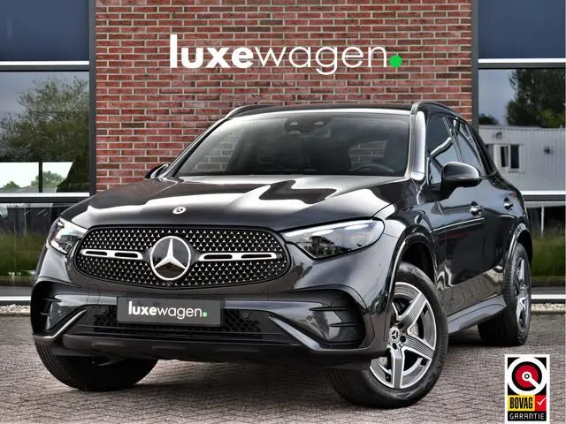 Mercedes-Benz GLC-klasse 300e 4M AMG Premium Distronic Burmester Night 19inch