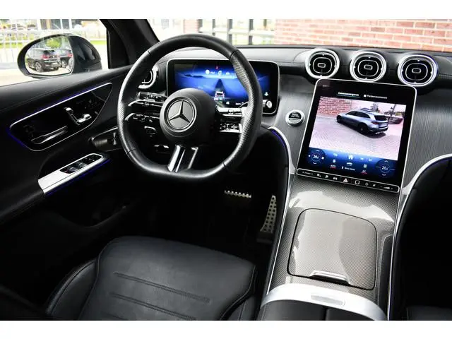 Mercedes-Benz GLC-klasse 300e 4M AMG Premium Distronic Burmester Night 19inch