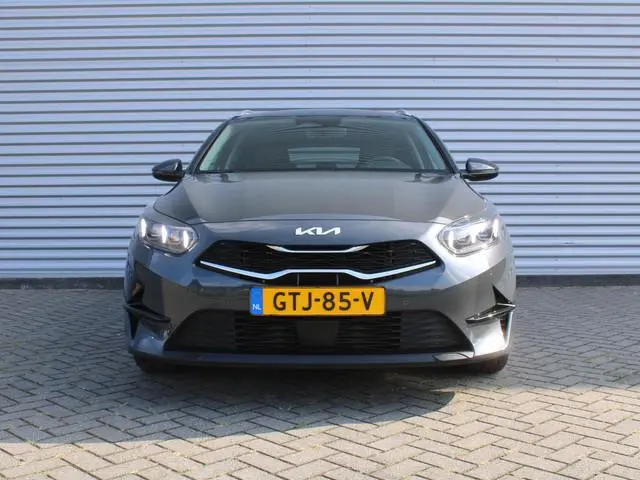 Kia Ceed Sportswagon 1.5 T-GDi DynamicPlusLine | Stoel- & stuurverwarming | Camera | Clima | Cruise...