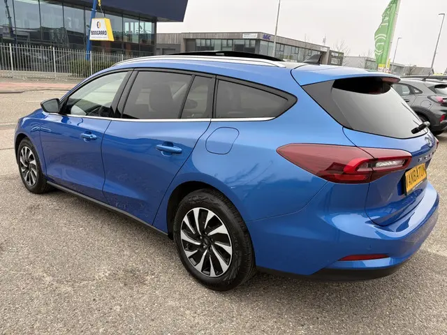 Ford Focus Wagon 1.0 Ecoboost Titanium X