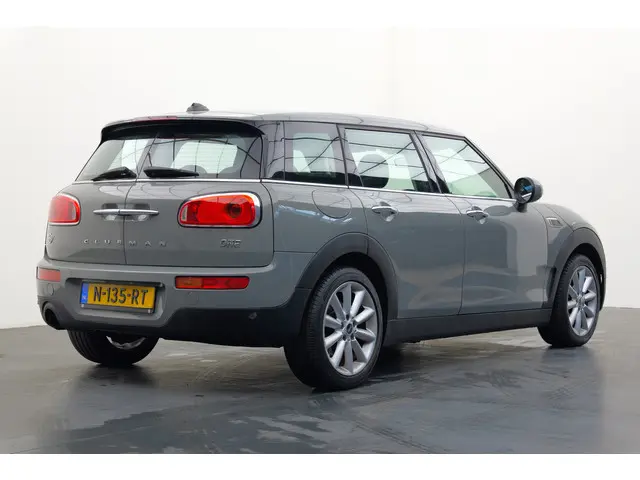 MINI Mini Clubman 1.5 One Pepper Business | Stoelverwarming | Keyless | Licht metaal
