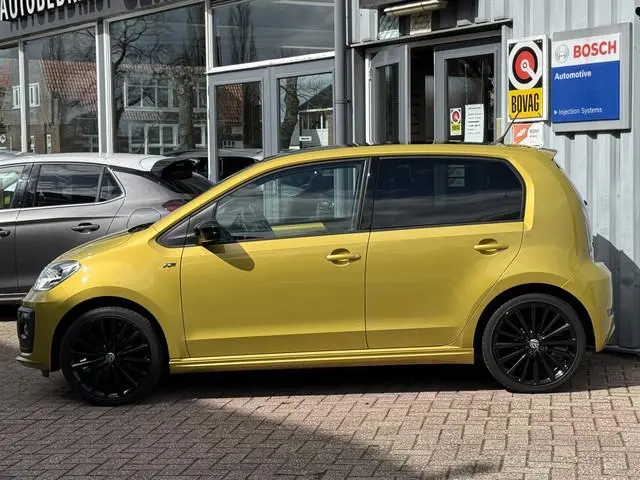Volkswagen Up! 1.0 R-Line. | UNIEK! | ORIG NL | CAMERA | DAB | BLUETOOTH | PDC.