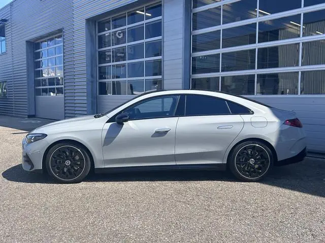 Mercedes-Benz CLA-klasse 200 Business Solution AMG | Premium Pakket | Superscreen | Winterpakket | N...