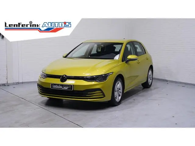 Volkswagen Golf 1.5 eTSI Life Business NAP 1e Eig. Stoel-en stuurverwarming Memory Apple Carplay PDC...