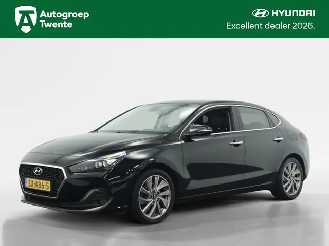 Hyundai i30 Fastback 1.0 T-GDI Premium | Trekhaak | Navigatie | Camera