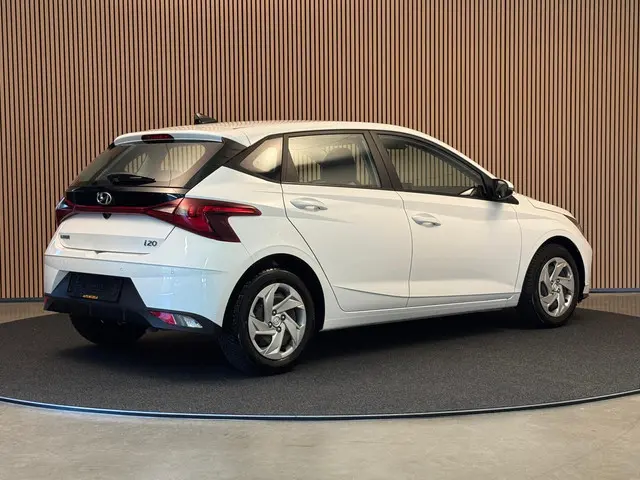 Hyundai i20 1.0 T-GDI 100PK Comfort | Carplay | Camera | PDC | Stoel- & Stuurver. | Incl. garantie