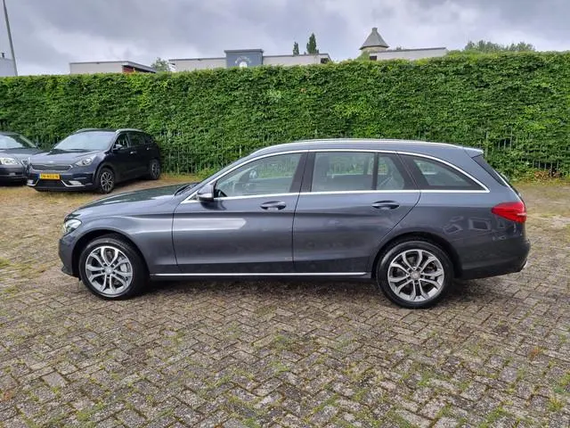 Mercedes-Benz C-Klasse