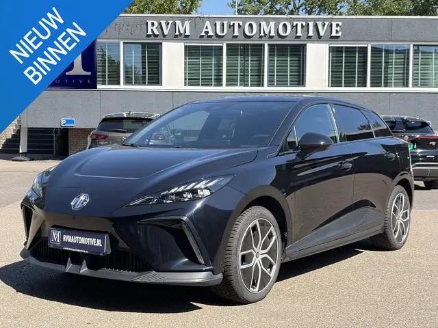 MG MG4 Electric Luxury 64 kWh LONG RANGE | SOH 97% | 15.000KM | 360° CAMERA | STOEL & STUURVERWARMIN...