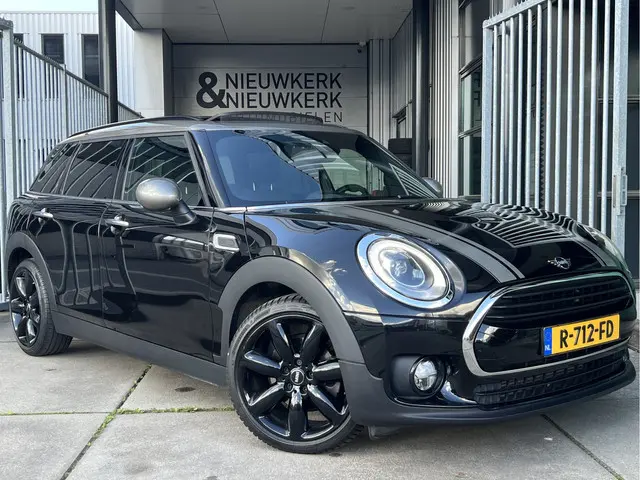 MINI Mini Clubman 1.5 Cooper Chili | AUTOMAAT | SCHUIF/KANTELDAK | CARPLAY/ANDROID | NAVI | CRUISE C...
