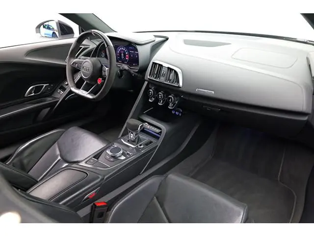 Audi R8 5.2 RWD |Carbon|Camera|Bang&Olufsen|