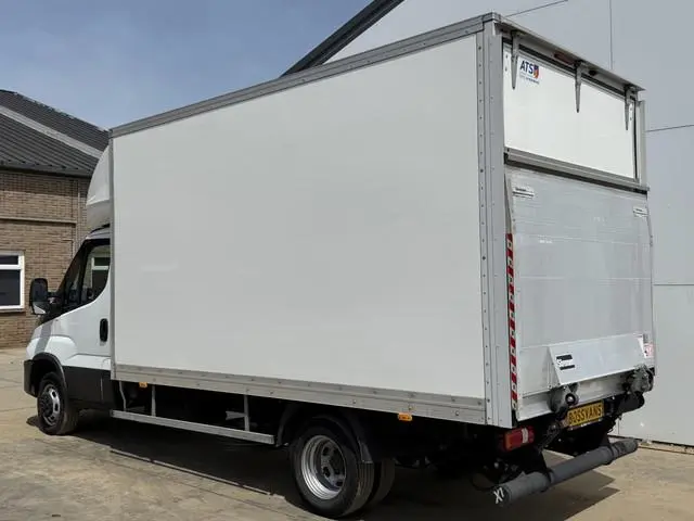 Iveco Daily 35C16 3.0 Laadklep Zijdeur Climate control Cruise control Bakwagen Meubelbak Koffer