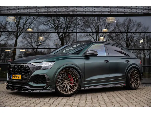 Audi RSQ8