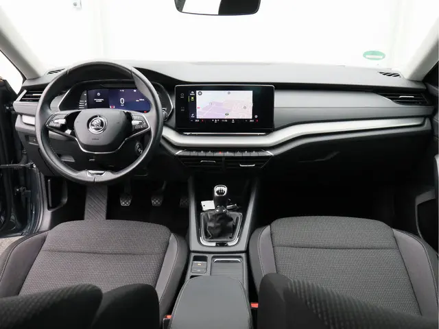 ŠKODA Octavia Combi 1.0 TSI Business Edition/ mooie auto!