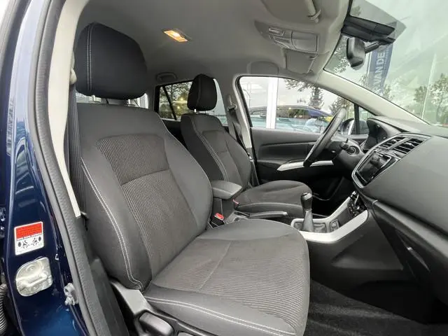Suzuki S-Cross