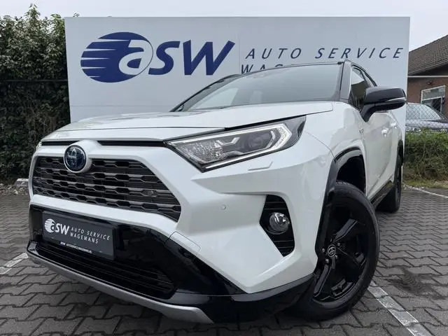 Toyota RAV4 2.5 Hybrid Bi-Tone | ACC | CarPlay | Keyless | Camera | 18 inch