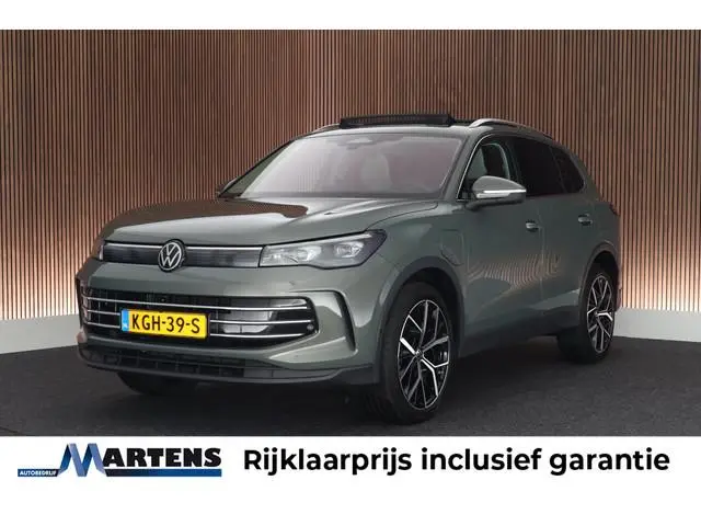 Volkswagen Tiguan 1.5 eHybrid 204pk Elegance Trekhaak 360Camera Head-Up Stuur+Stoelverwarming Keyles...