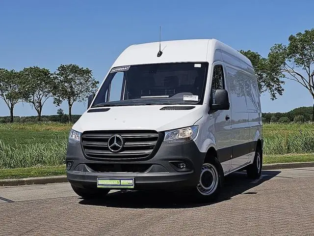 MERCEDES-BENZ SPRINTER 314 l2h2 mbux10 + navi!